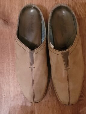 Timberland Women’s Slip-On Mules/Clogs In Tan Suede